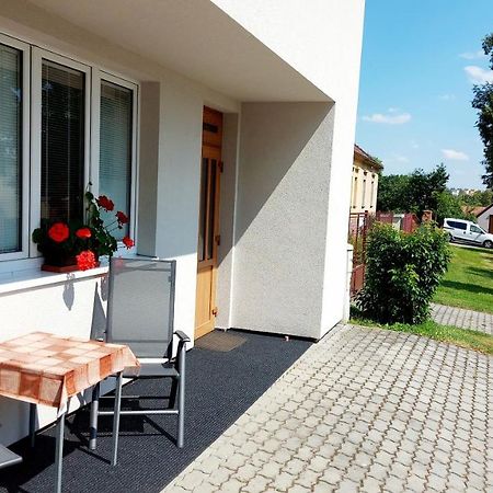 Apartman Jaruska Tyn nad Vltavou Ngoại thất bức ảnh